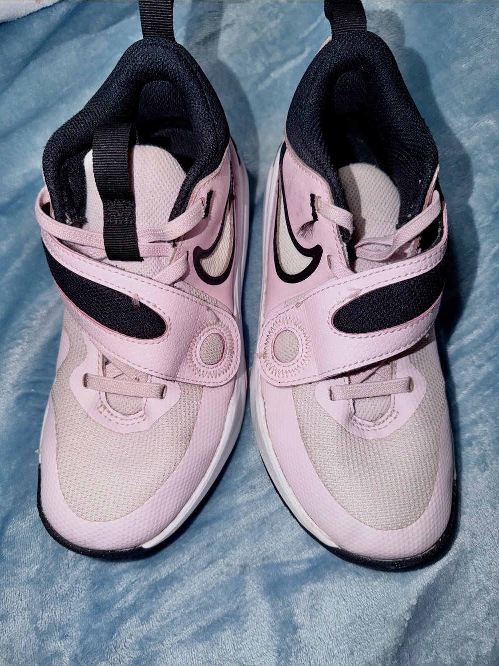 Nike Kids Pink and Black Hook-and-Loop Sneakers